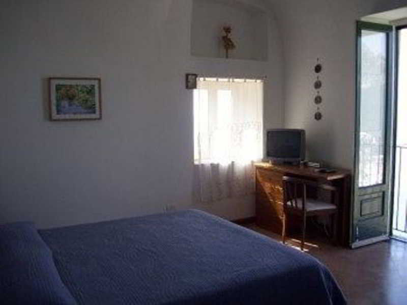 Le Ghiande Bed & Breakfast Positano Exterior photo